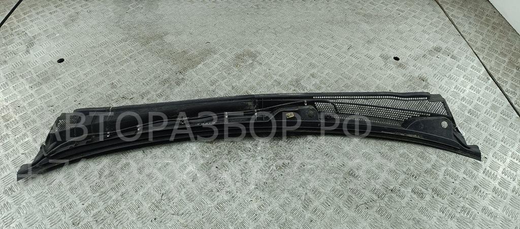 Решетка стеклоочистителей (Жабо)