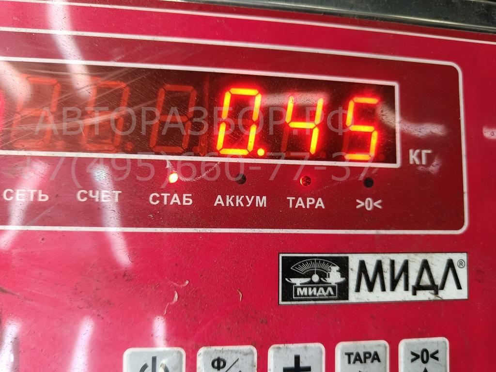 Поводок стеклоочистителя передний левый