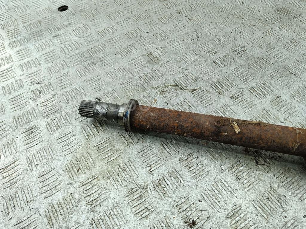 Полуось передняя правая