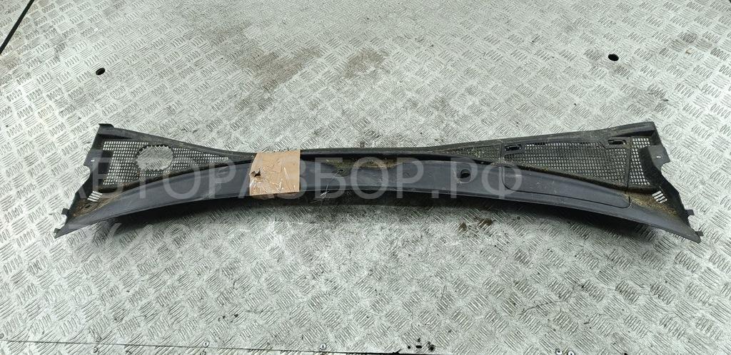 Решетка стеклоочистителей (Жабо)