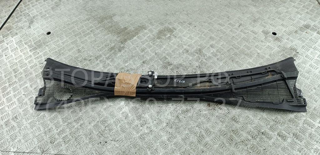 Решетка стеклоочистителей (Жабо)