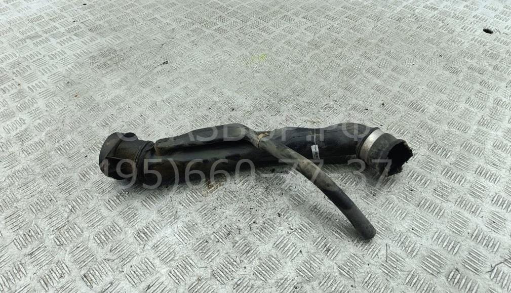 Горловина топливного бака