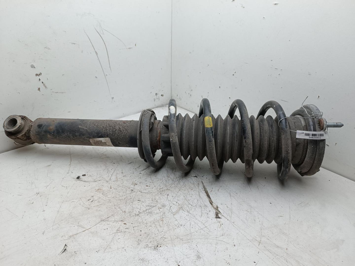 Амортизатор передний левый