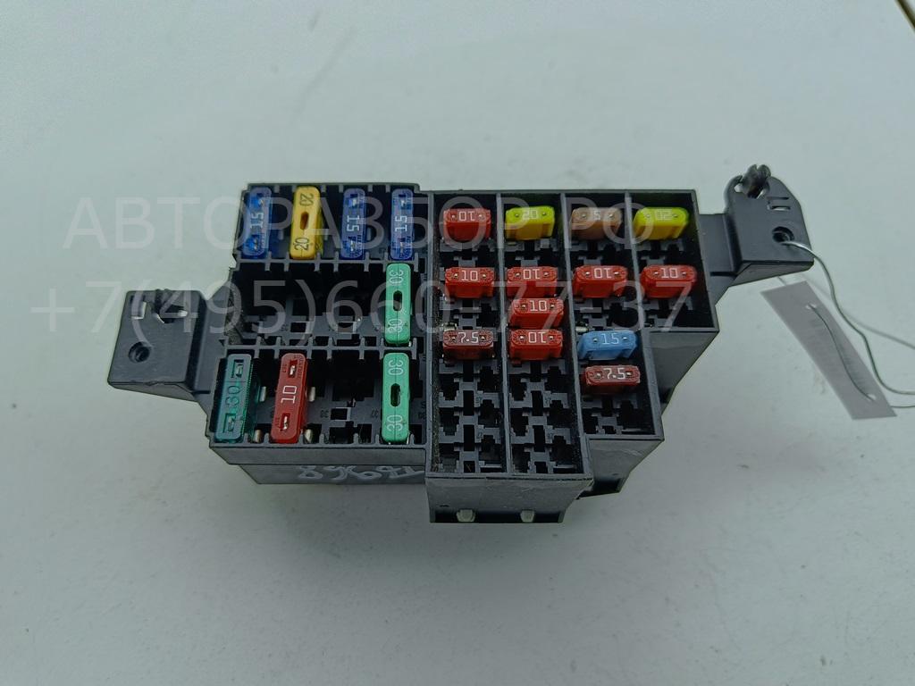 Блок предохранителей