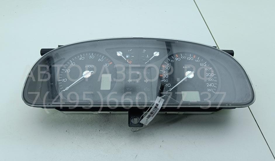 Панель приборов