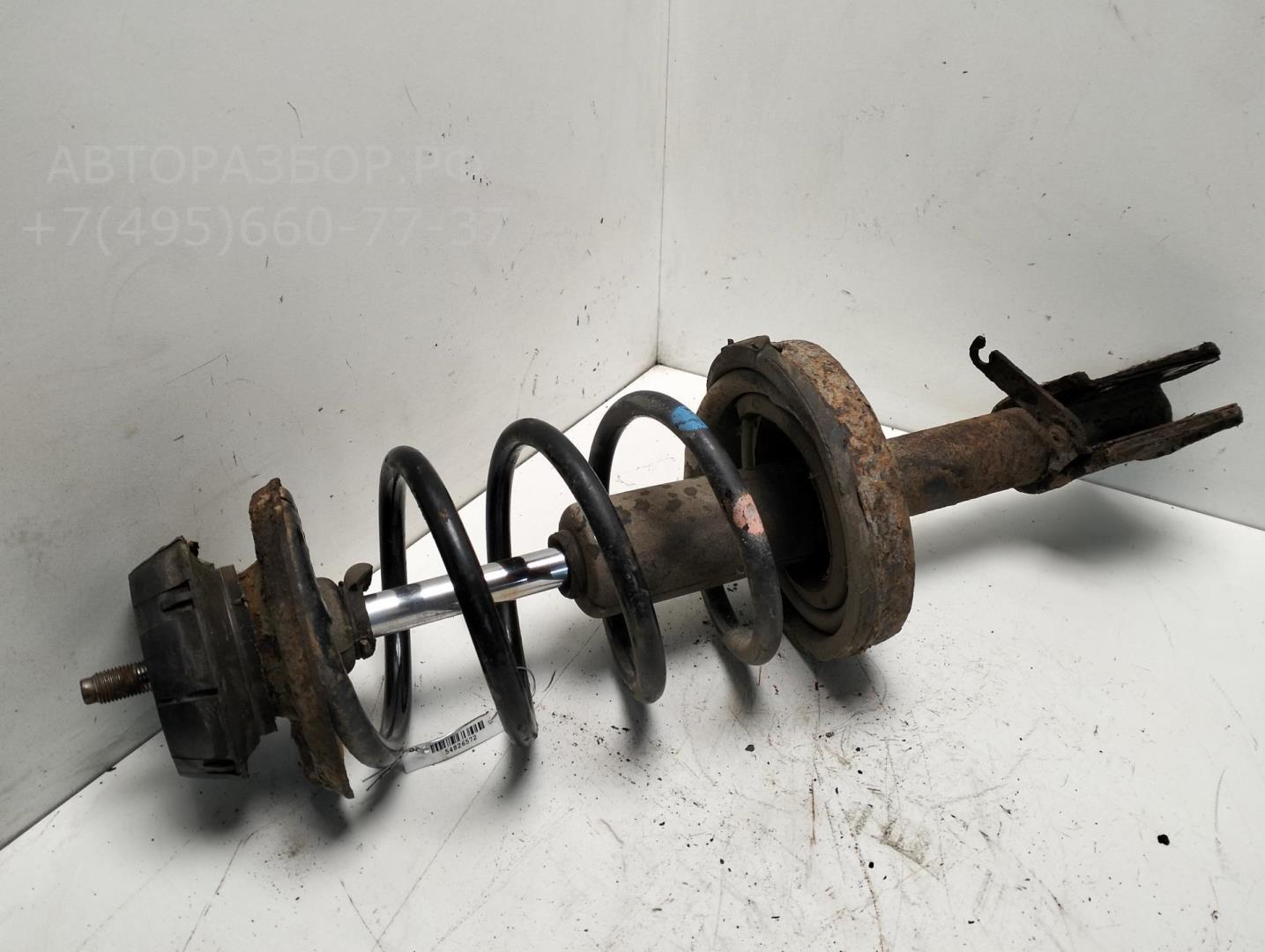 Амортизатор передний правый