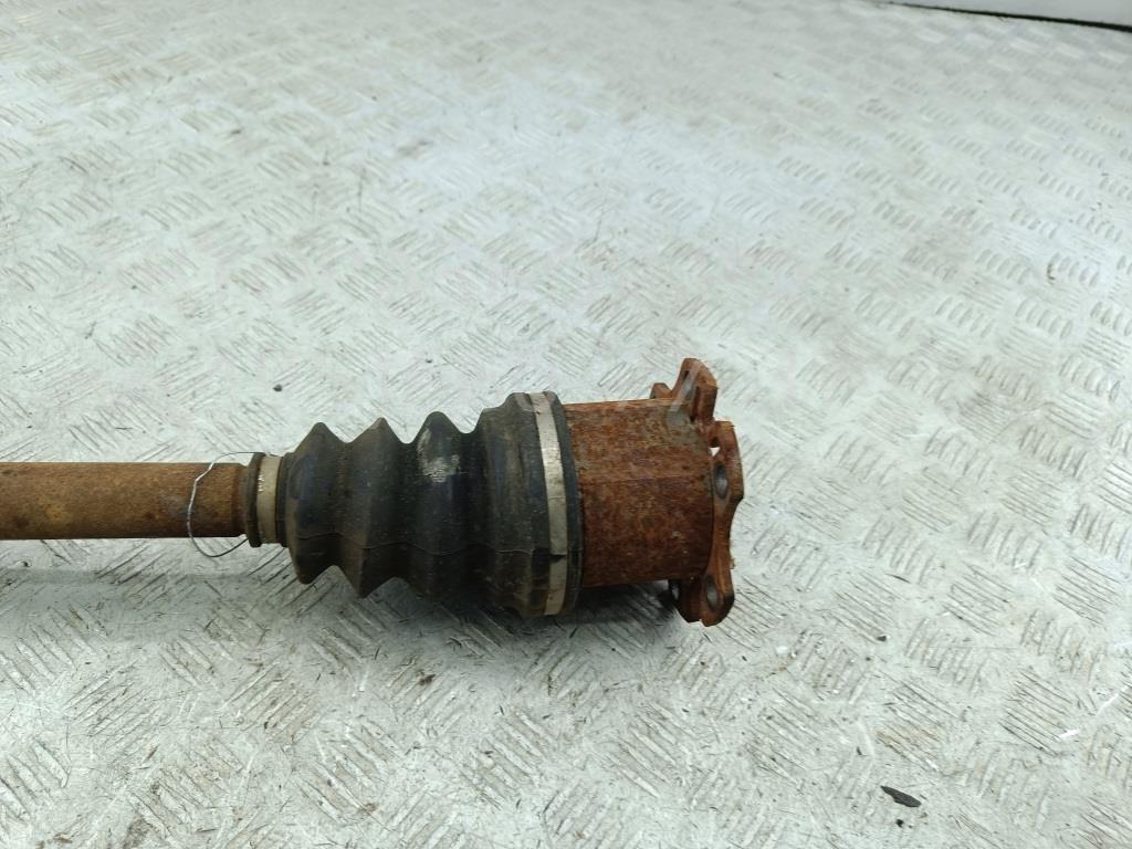 Полуось передняя левая