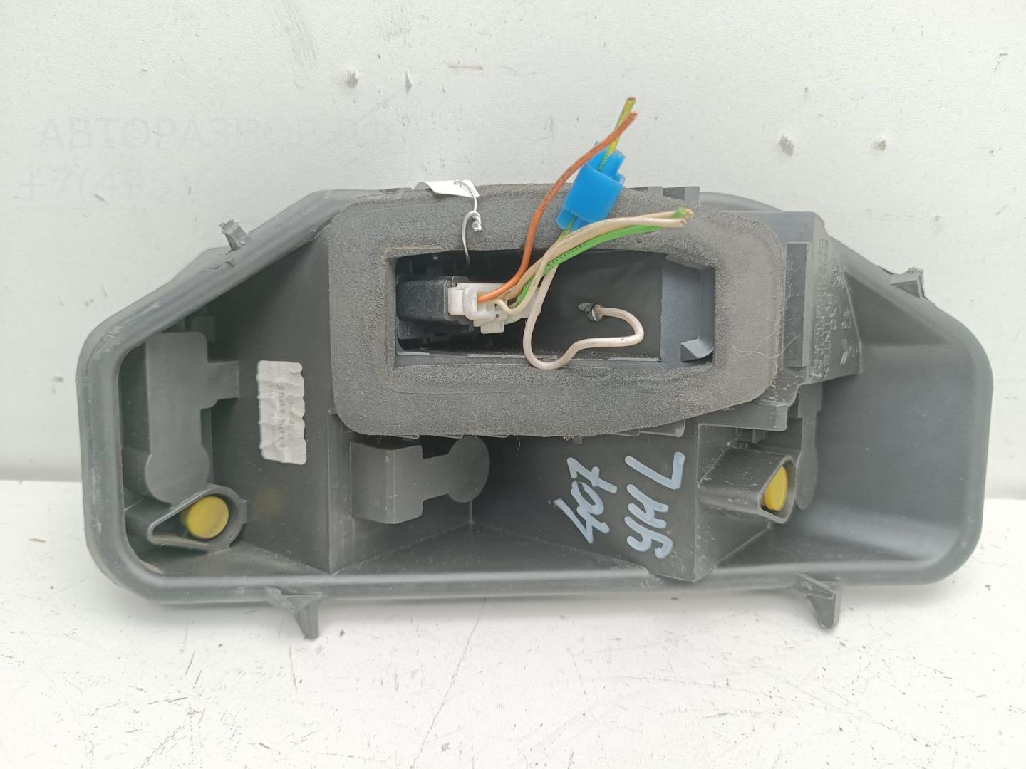 Плата заднего фонаря левого