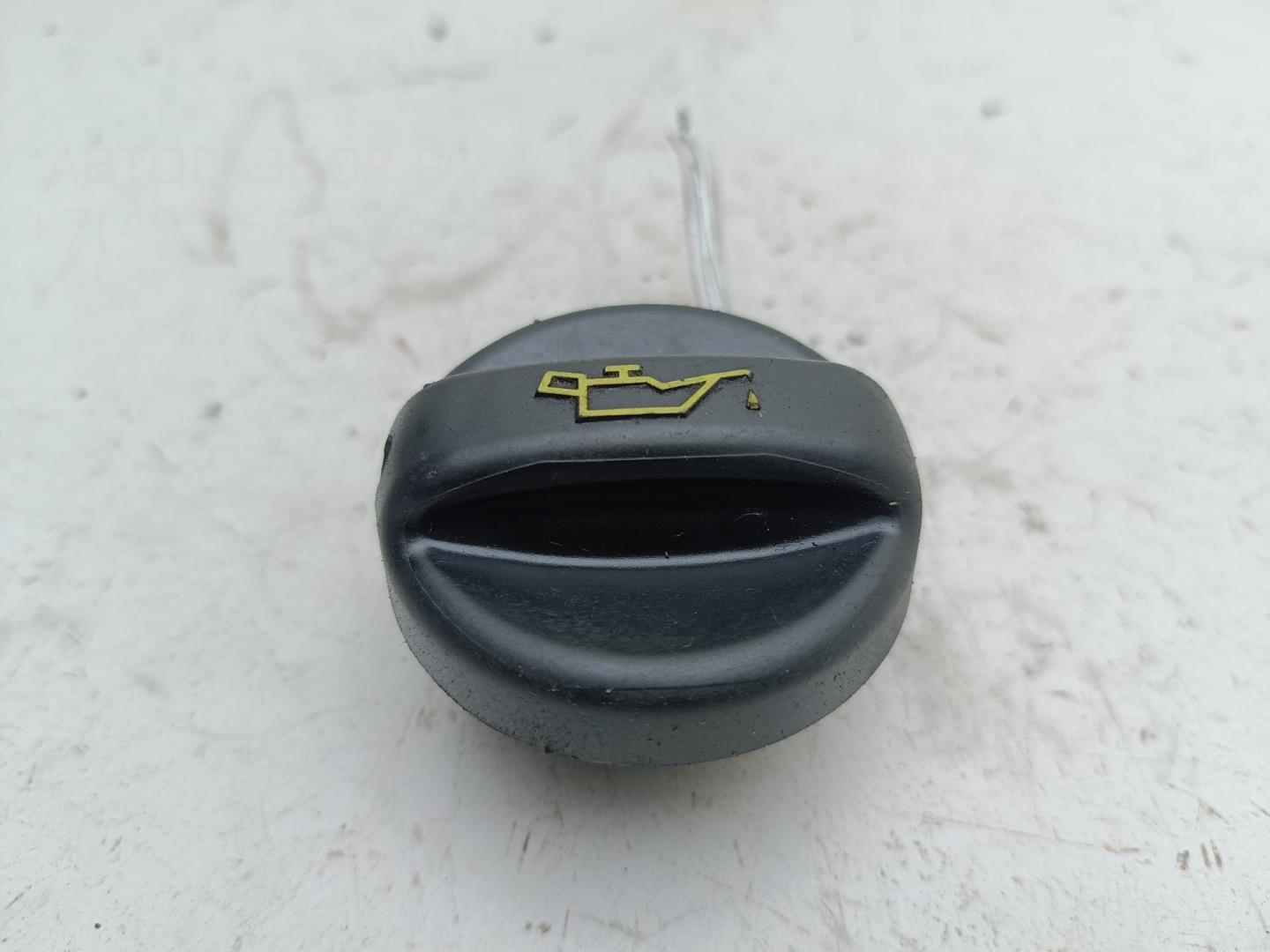 Крышка маслозаливной горловины