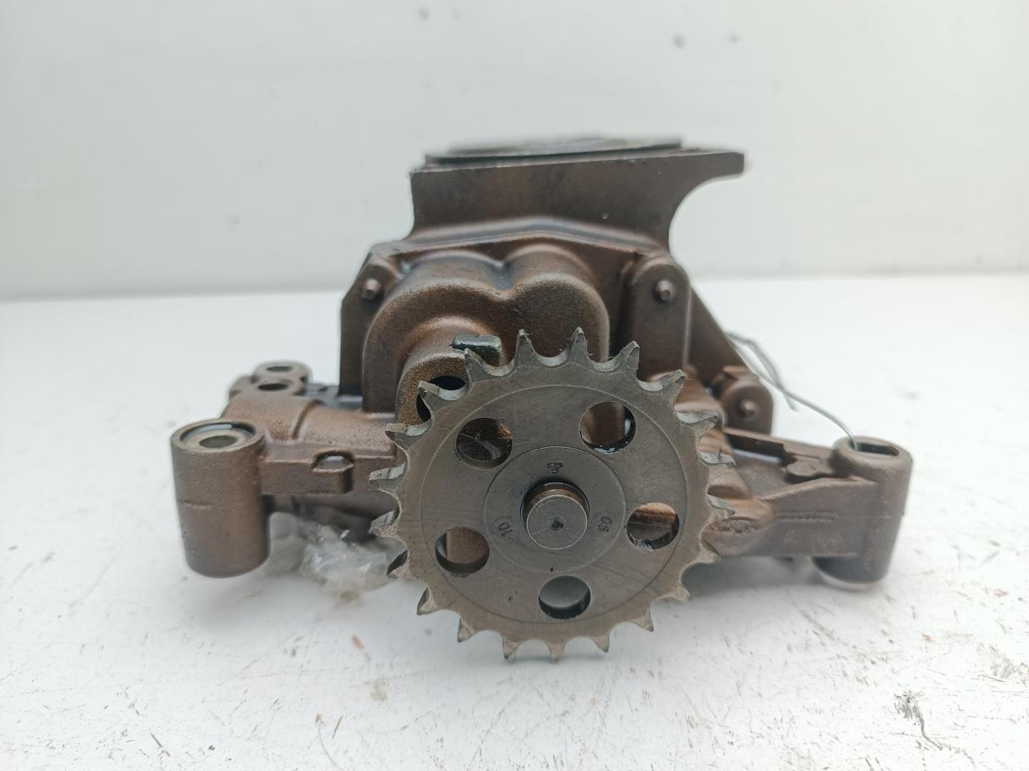 Насос масляный