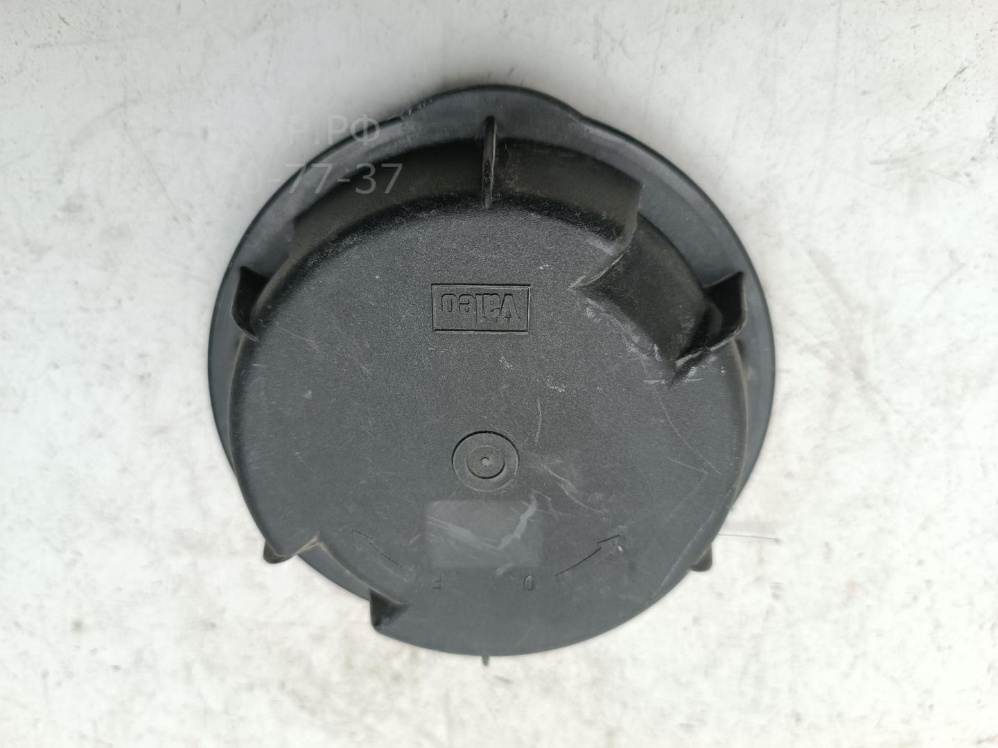 Крышка фары левой