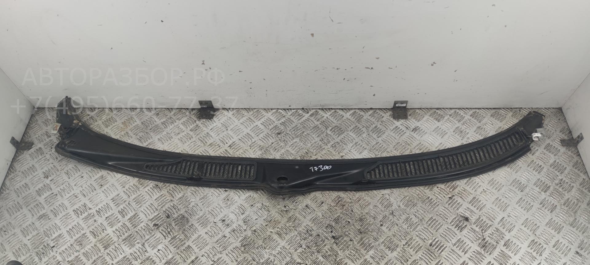 Решетка стеклоочистителей (Жабо)