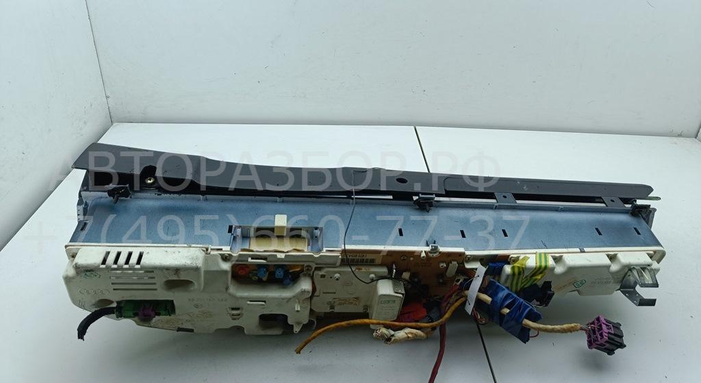 Панель приборов