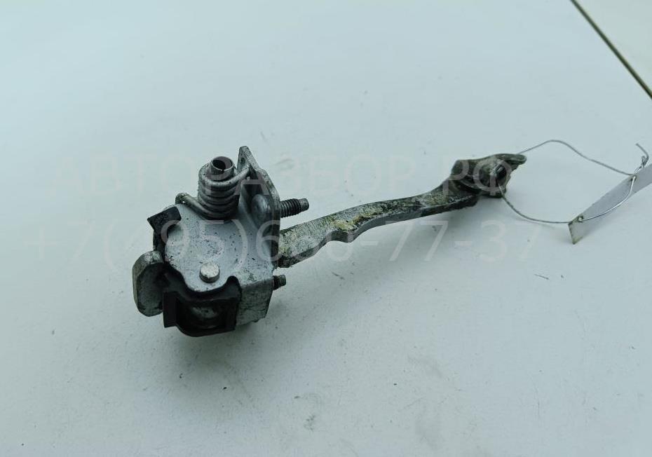 Ограничитель двери