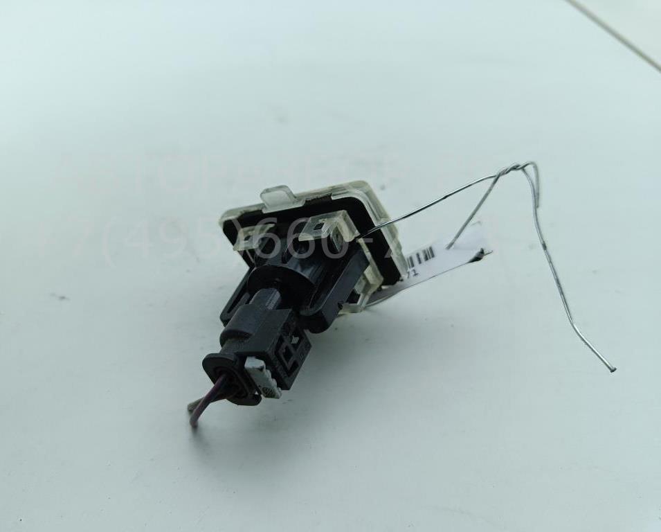 Фонарь подсветки номера