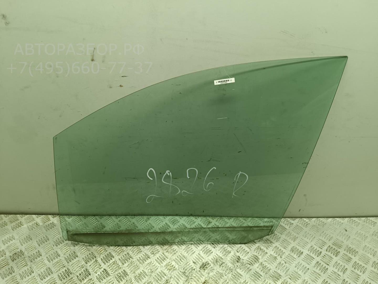 Стекло двери передней левой