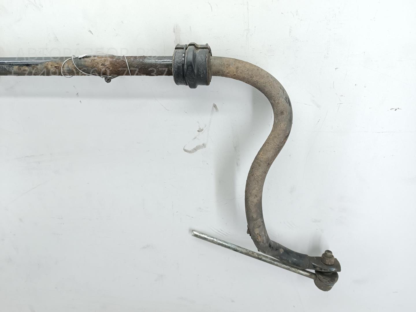 Стабилизатор передний