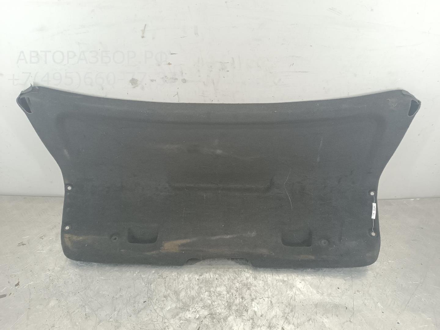 Обшивка крышки багажника