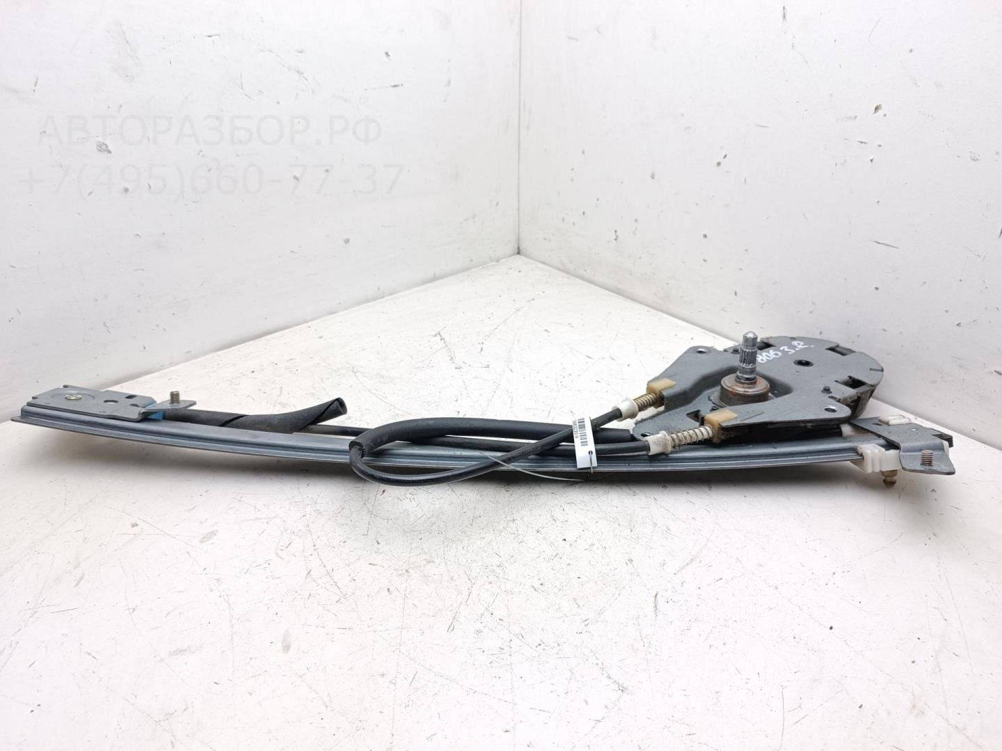 Стеклоподъемник механ. задний правый