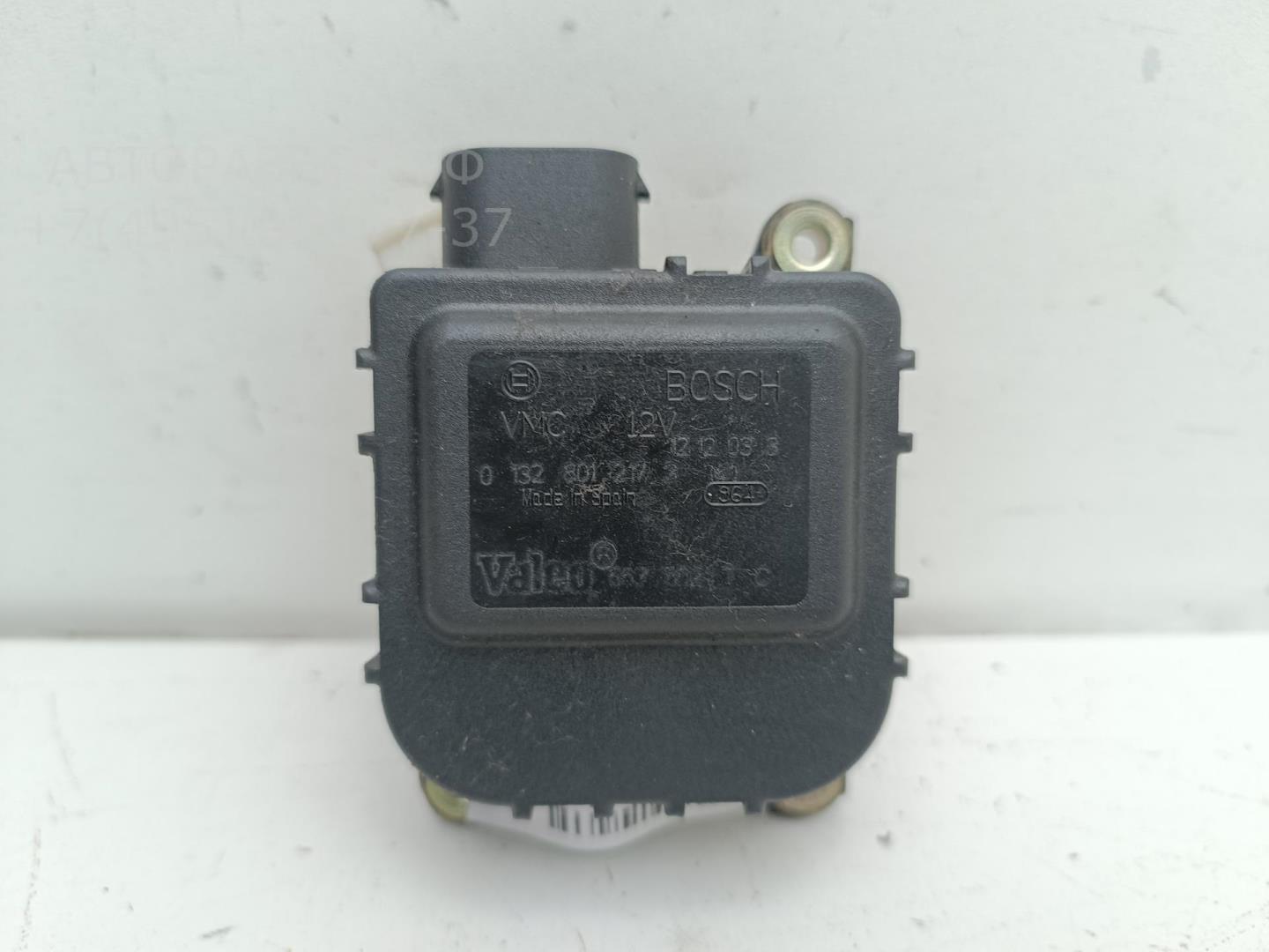 Моторчик заслонки печки