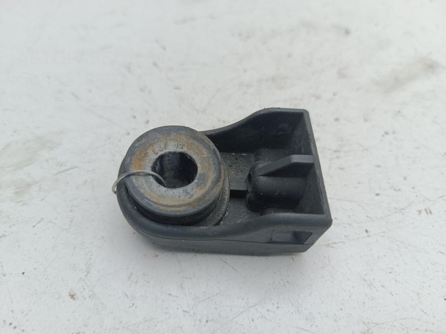 Кронштейн радиатора