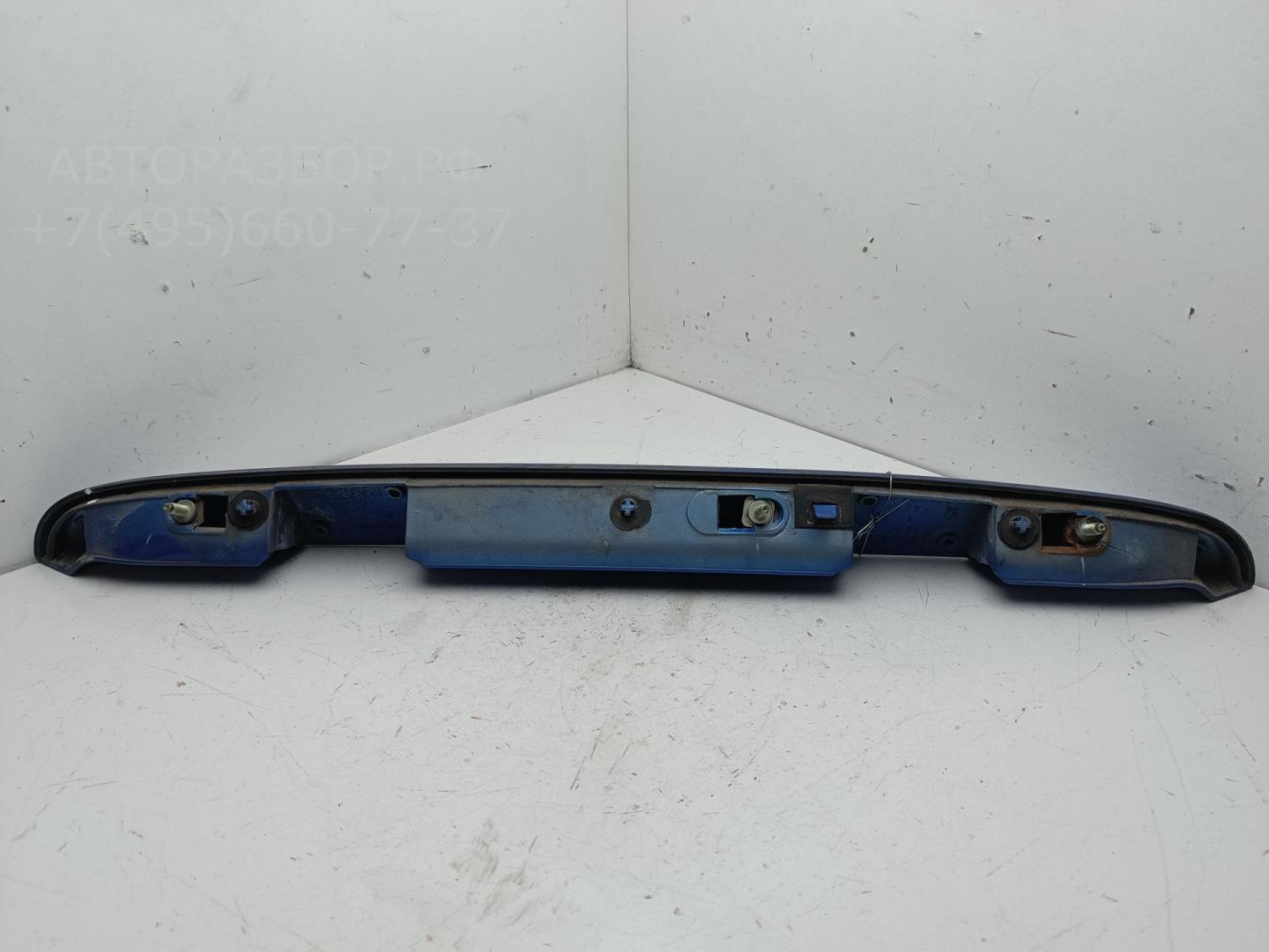 Накладка крышки багажника