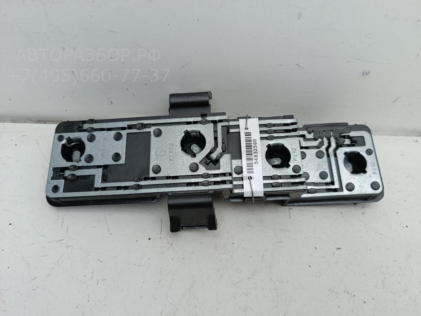 Плата заднего фонаря левого