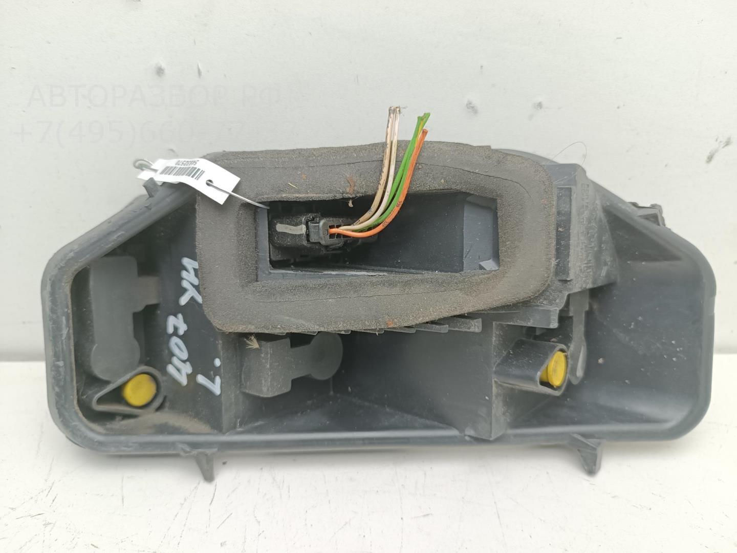 Плата заднего фонаря левого