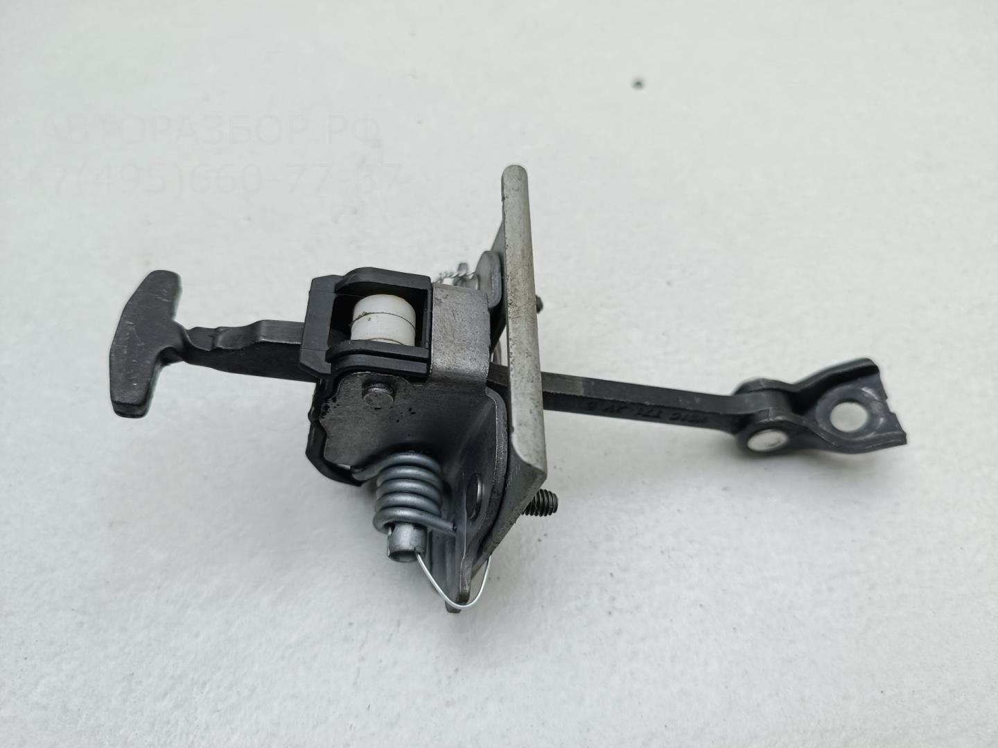 Ограничитель двери