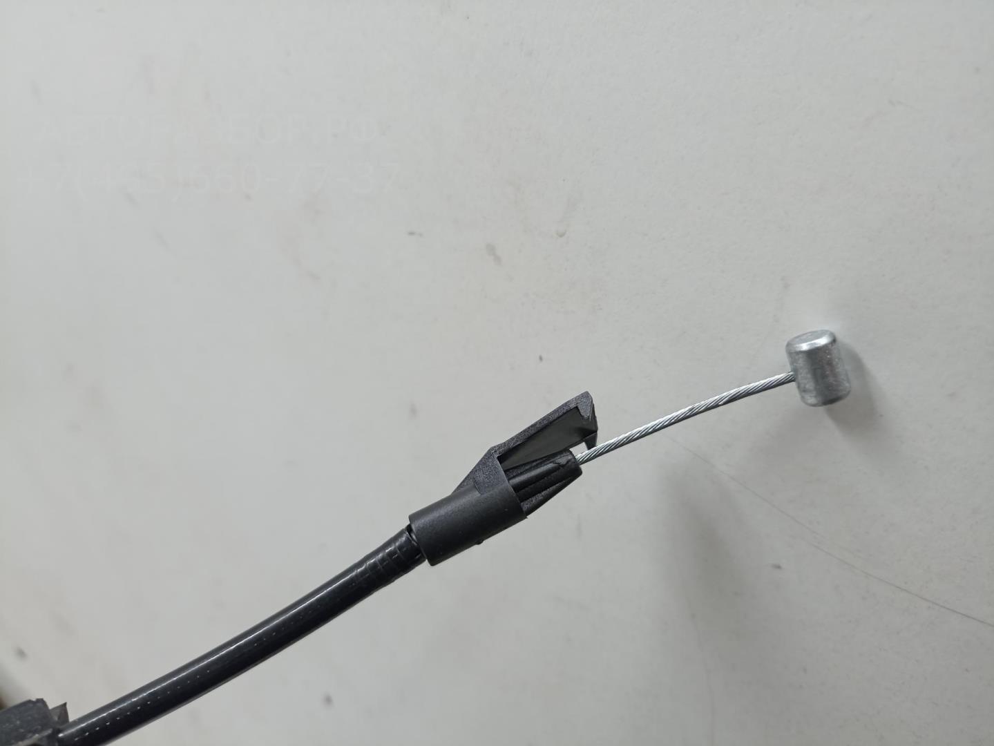 Трос открывания двери