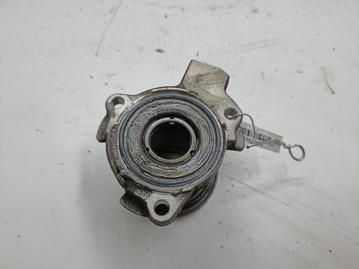 Цилиндр сцепления рабочий