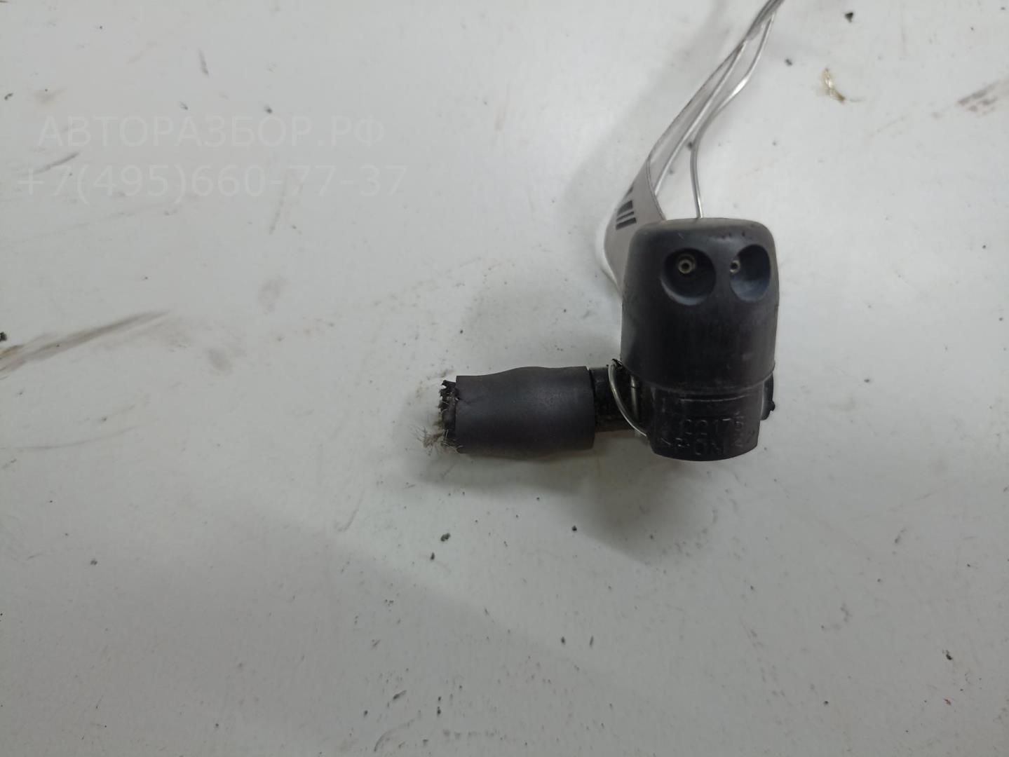 Форсунка омывателя лобового стекла