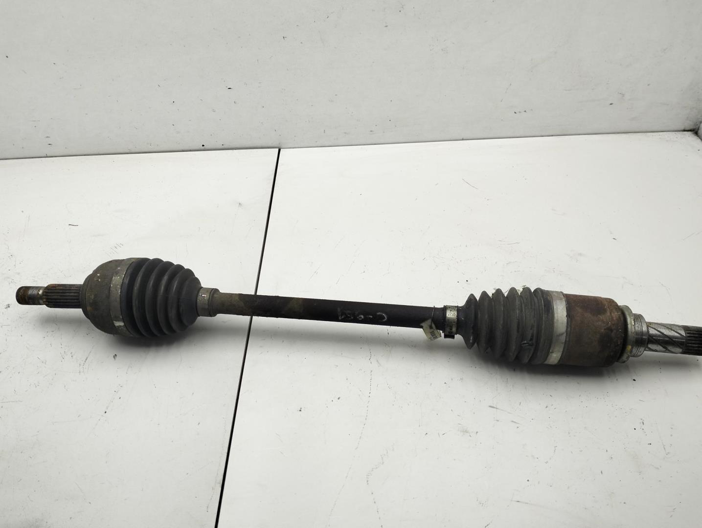 Полуось передняя левая