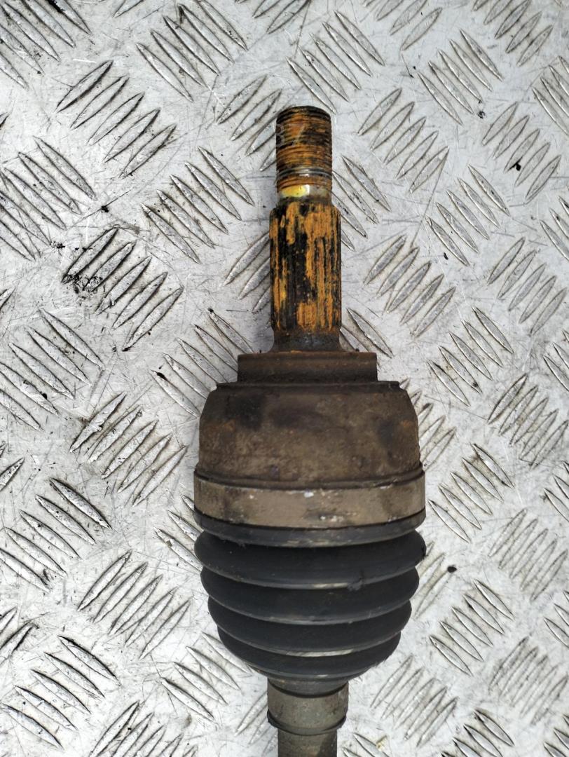 Полуось передняя правая