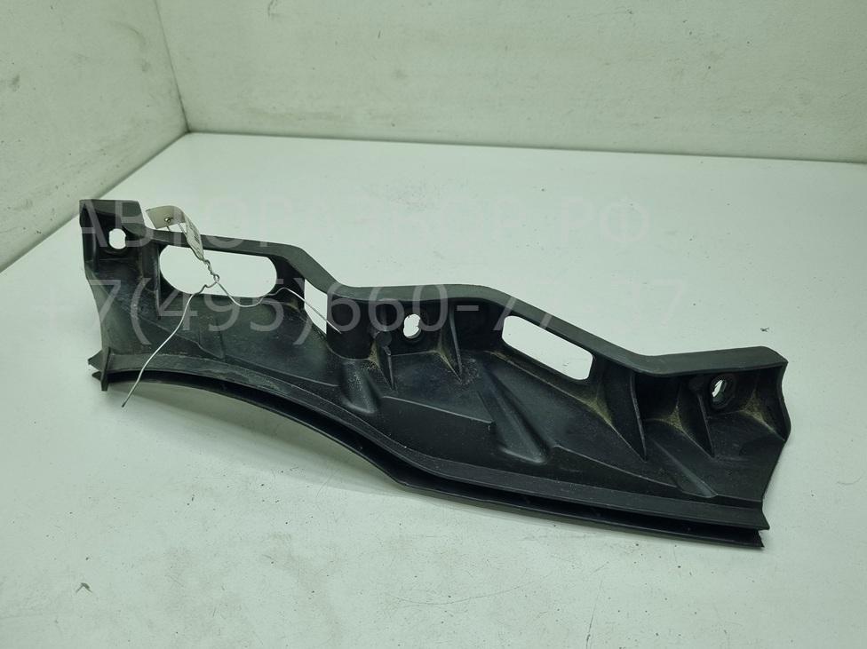 Кронштейн переднего бампера