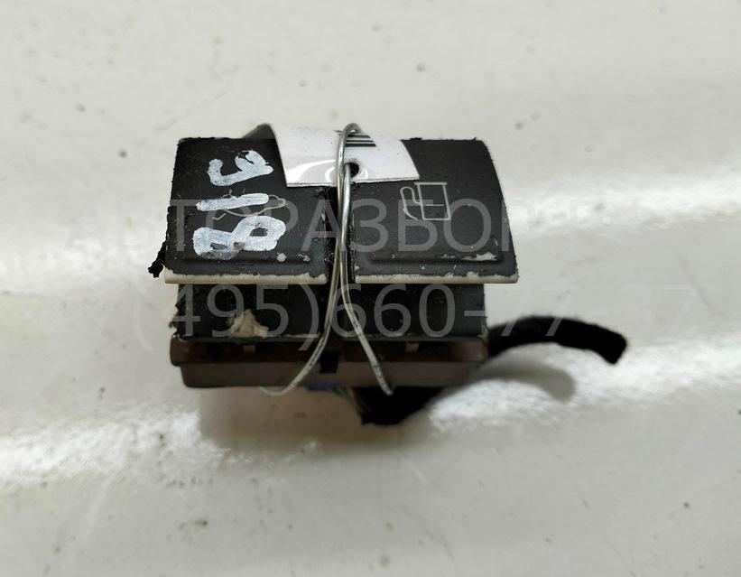 Лючок бензобака