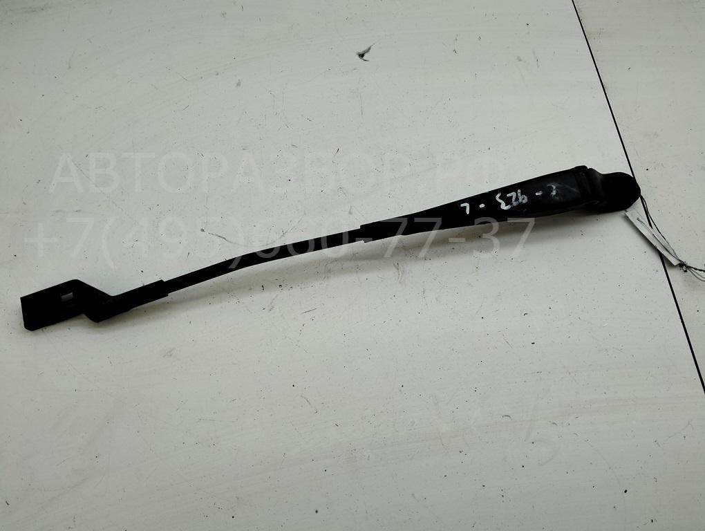 Поводок стеклоочистителя передний левый