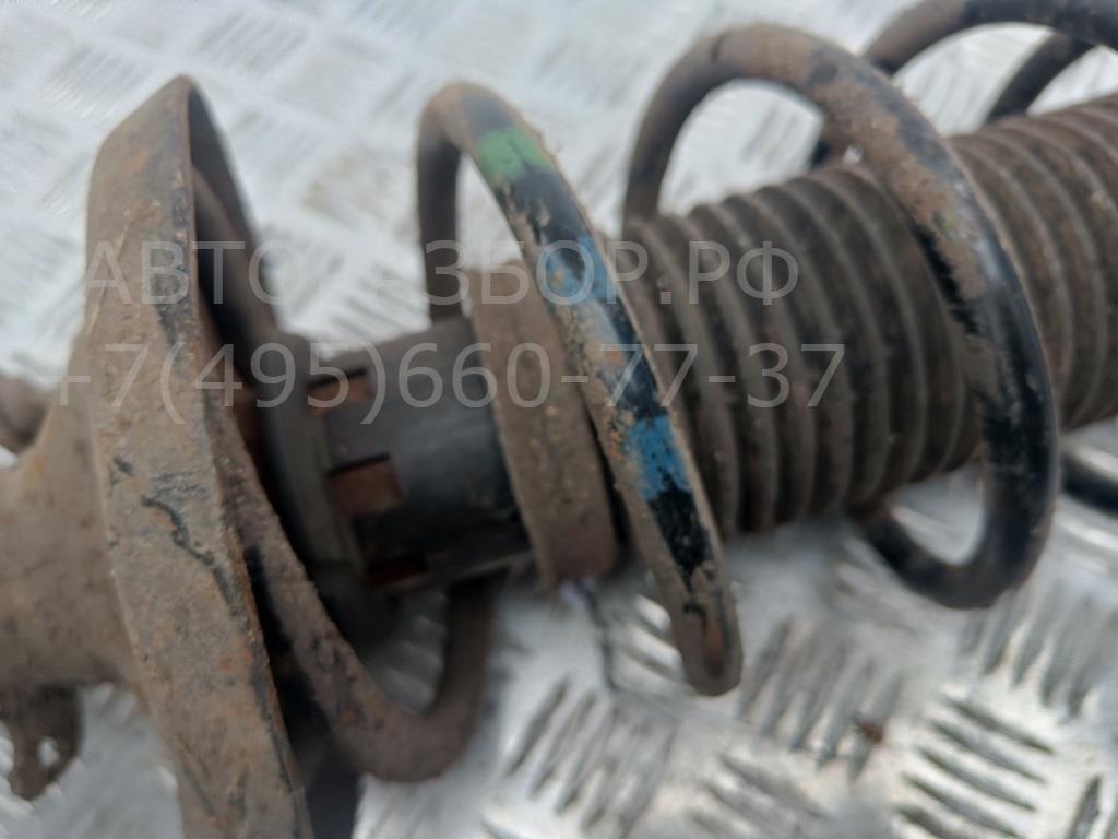 Амортизатор передний правый