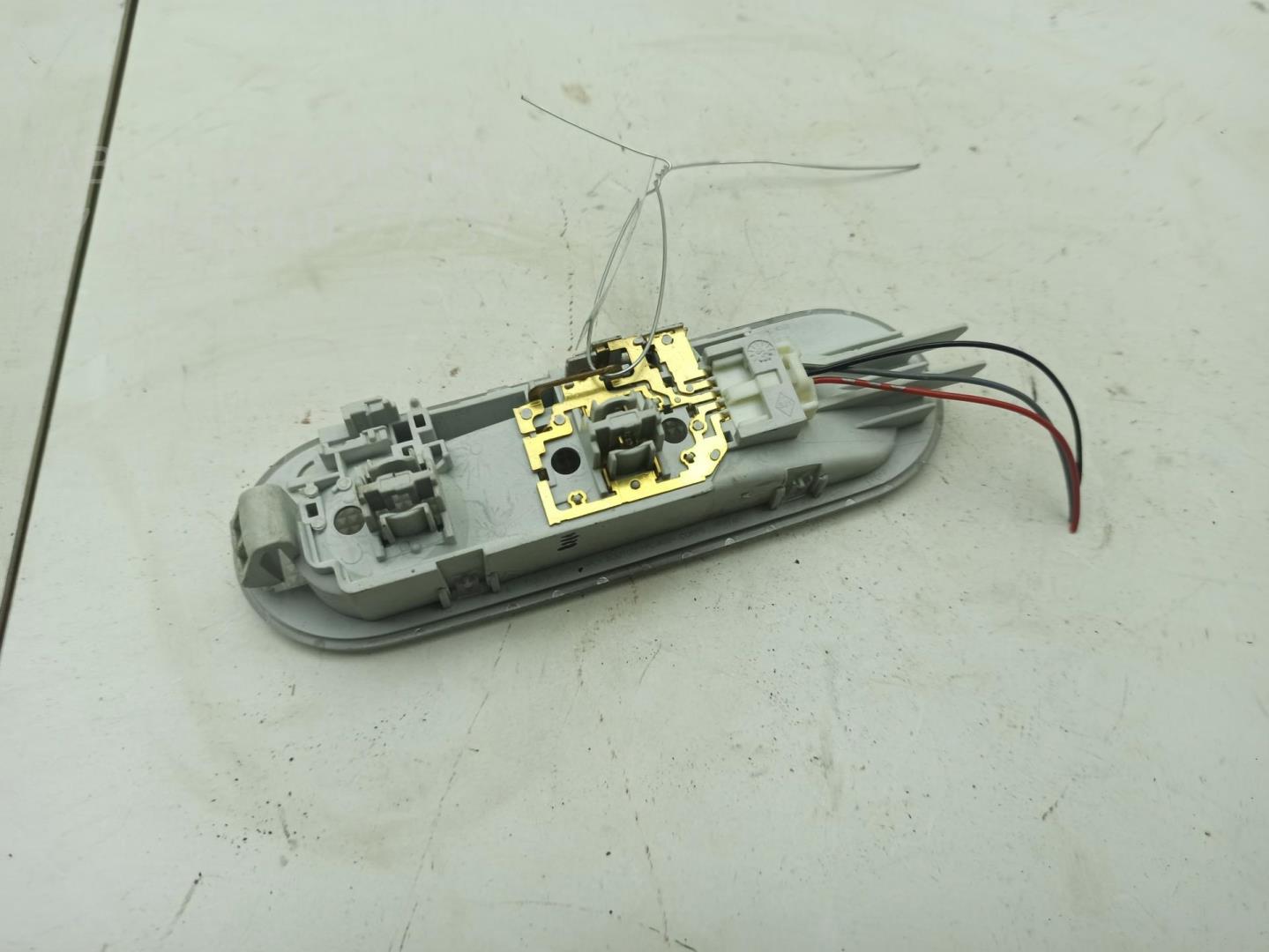 Плафон салонный