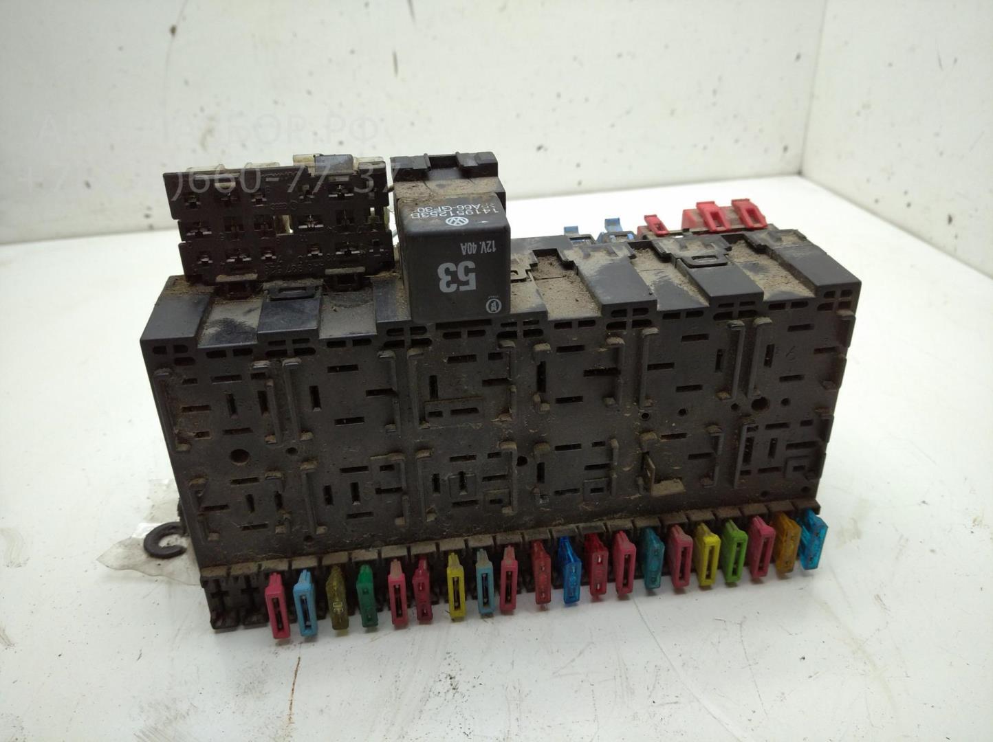 Блок предохранителей