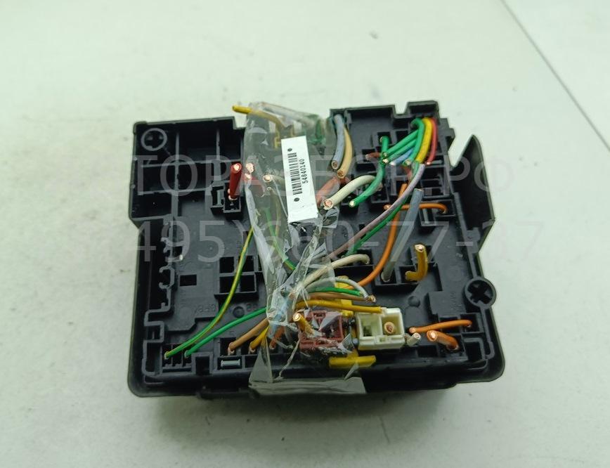 Блок предохранителей