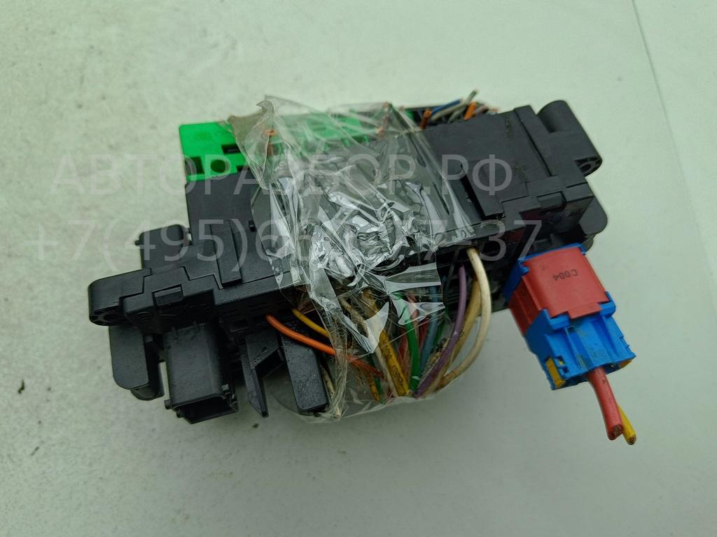 Блок предохранителей