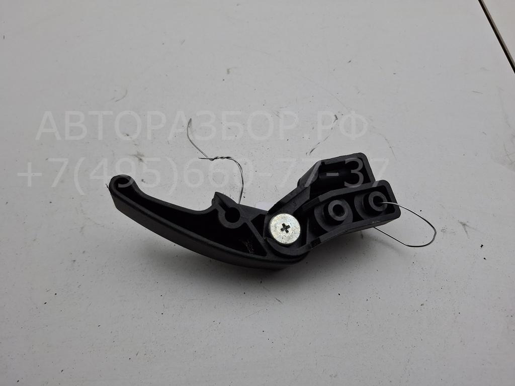 Ручка открывания капота