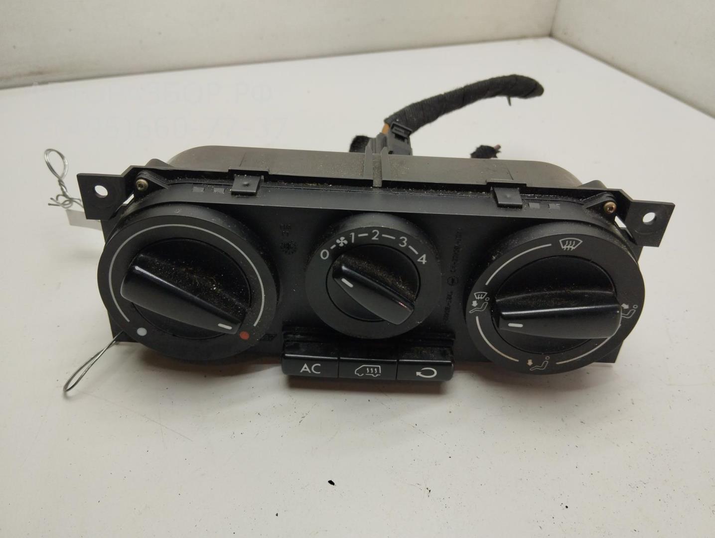 Переключатель отопителя