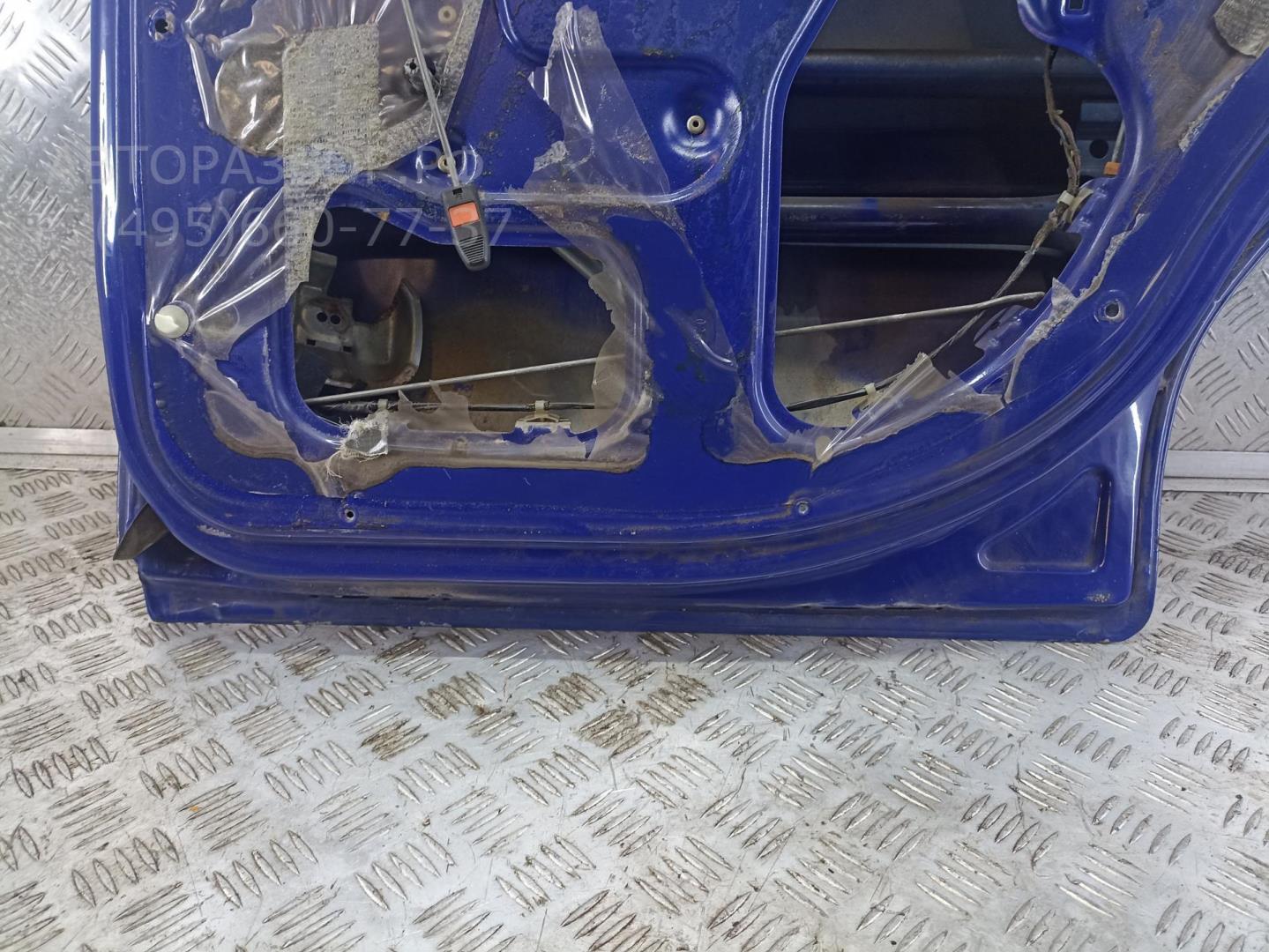 Дверь задняя правая