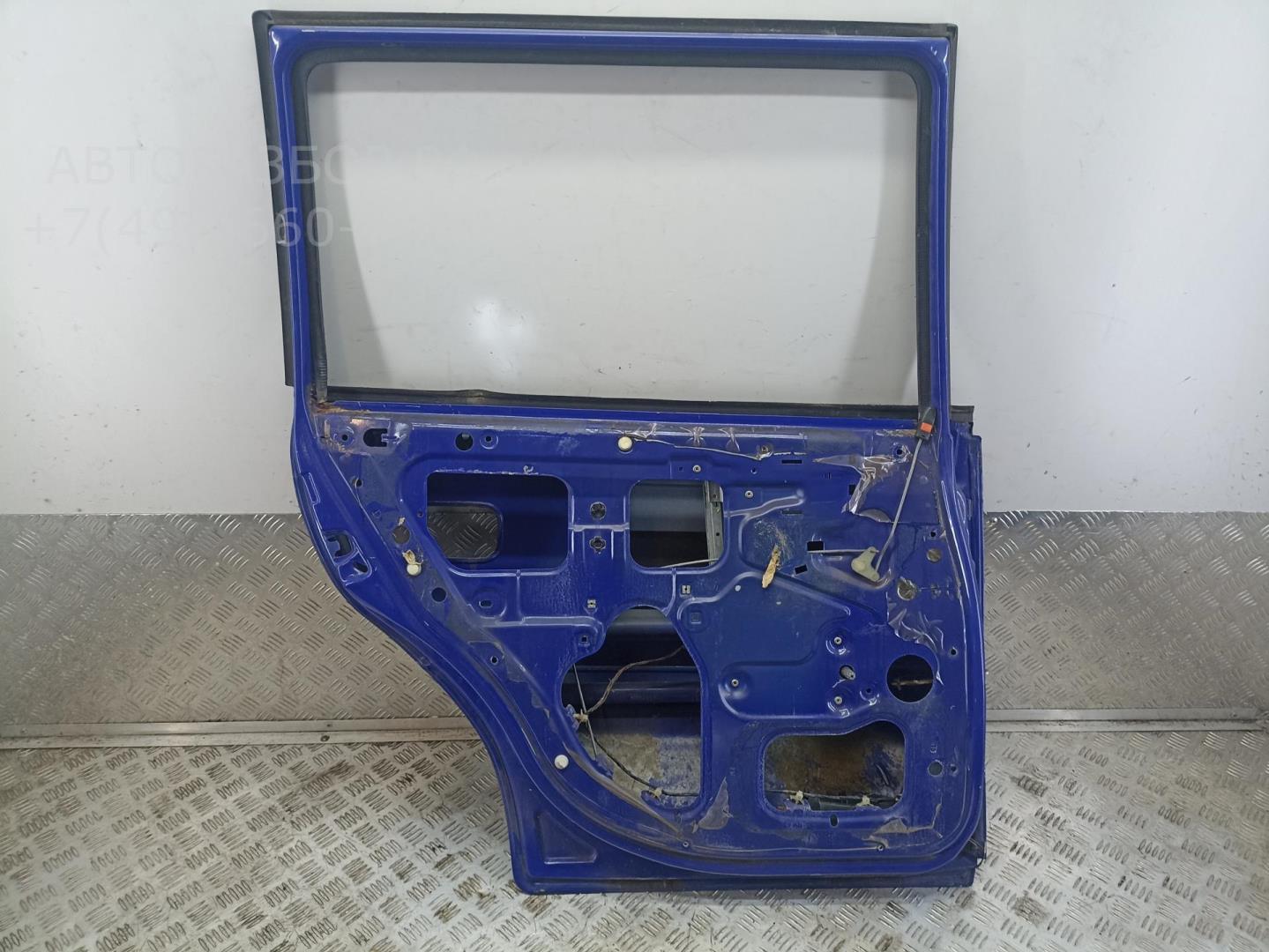 Дверь задняя левая