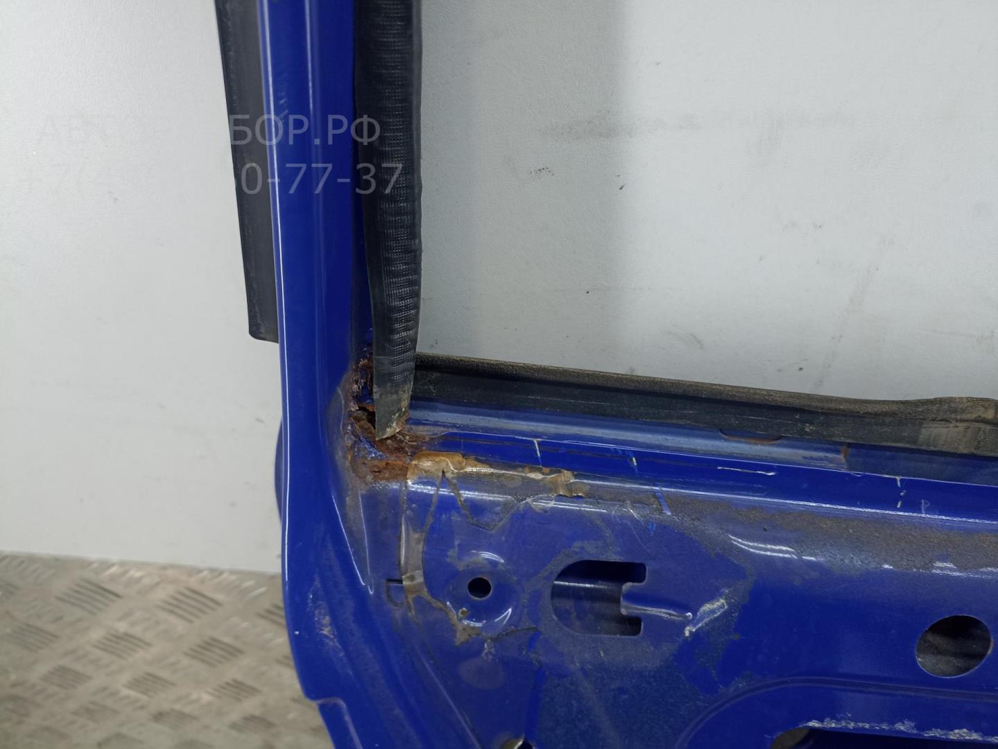 Дверь задняя левая