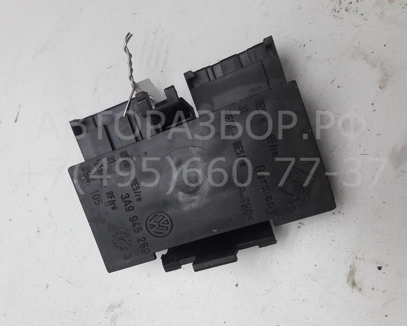 Плата заднего фонаря левого