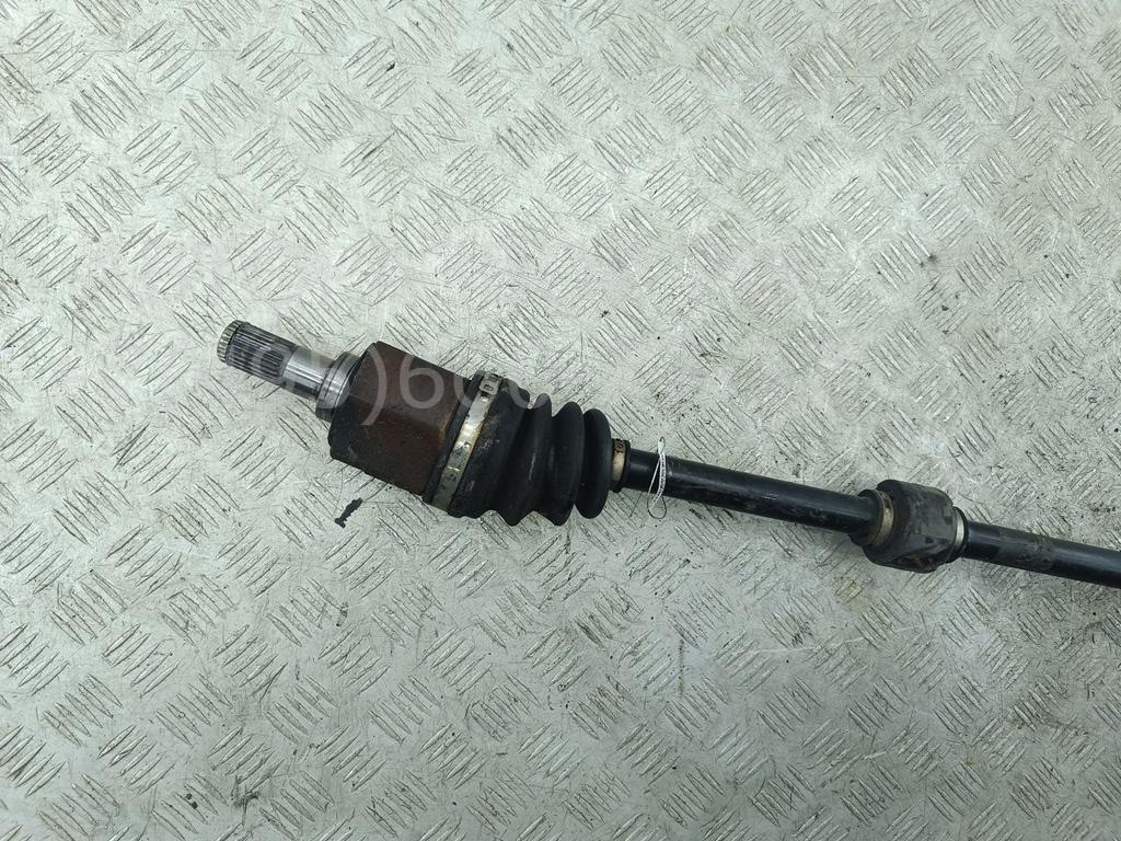Полуось передняя правая