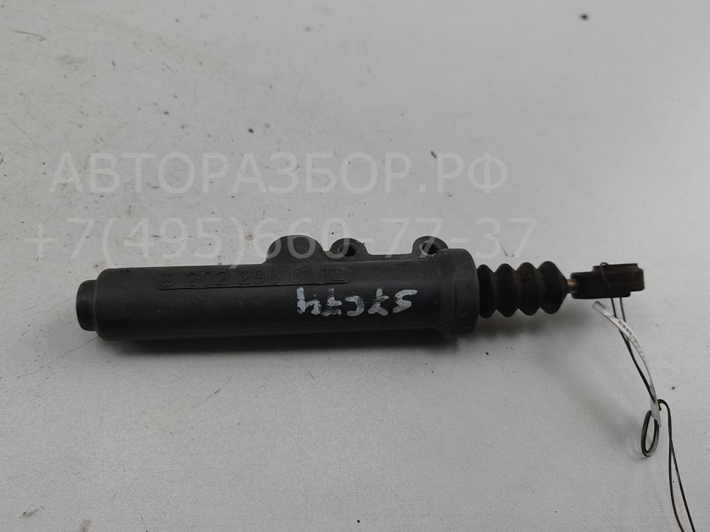 Цилиндр сцепления главный